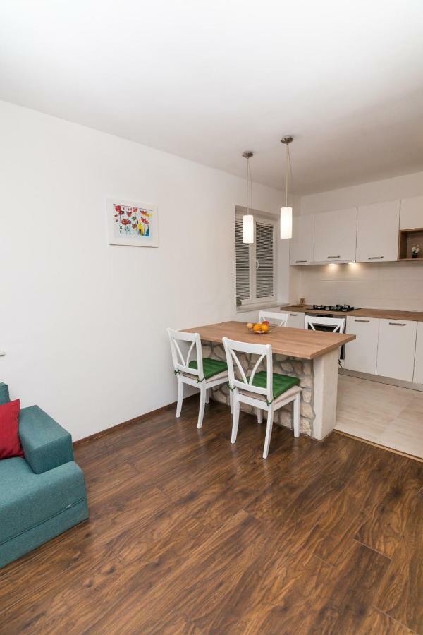 Apartment Bambi Mali Lošinj Dış mekan fotoğraf